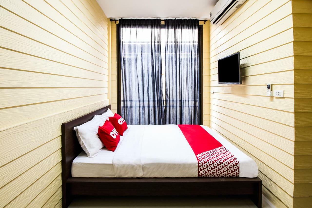 Babo House Bangkok Hotel Exterior photo